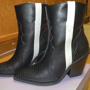 Madden Girl Womens Holsterr Western Boots Mid Calf Snake Pointed Black 8 New